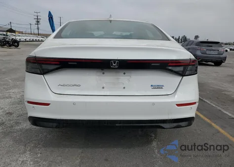 2024 Honda Accord Touring Hybrid z USA, uszkodzony, nr VIN 1HGCY2F83RA027605
